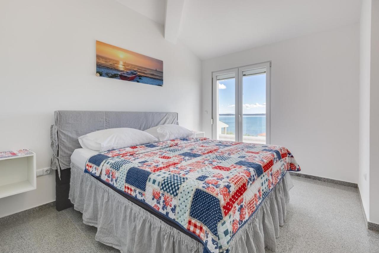 Apartment Lanatea ***sea View*** Rtina